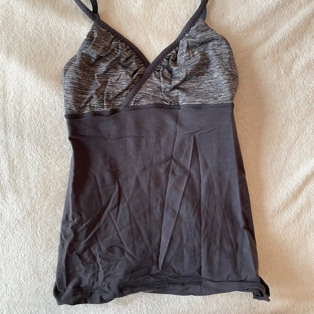 Yoga Lululemon tank top shirt
